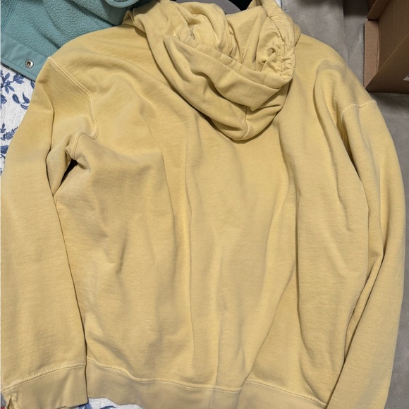 The Seaside Style Zip Hoodie - Picture 4 of 5